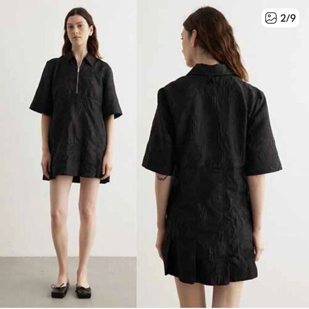 Ganni Textured Cloque Pleated Skirt
Collared-Neck Mini Dress like new